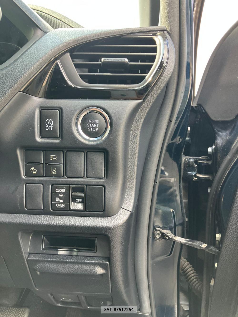 Toyota VOXY 2018 1252845-23