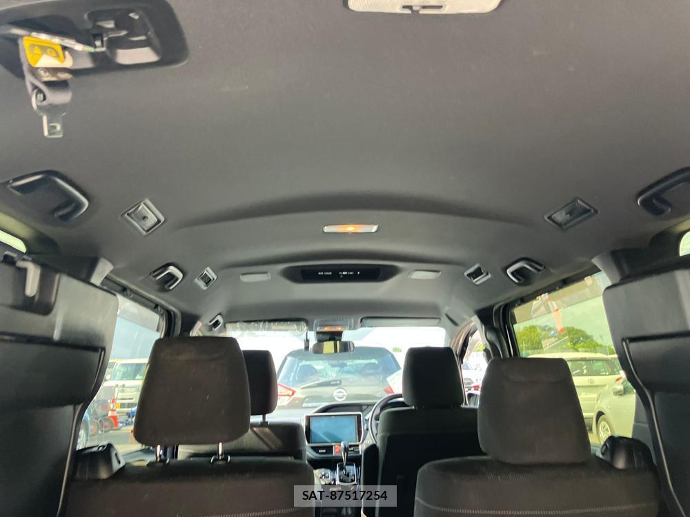 Toyota VOXY 2018 1252845-27