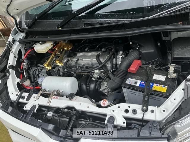 Toyota VOXY 2021-07 1333934-13