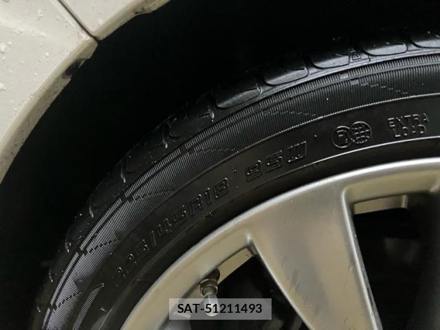 Toyota VOXY 2021-07 1333934-8