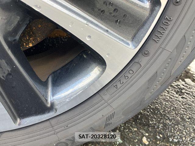 Toyota VOXY 2020-12 1447331-21