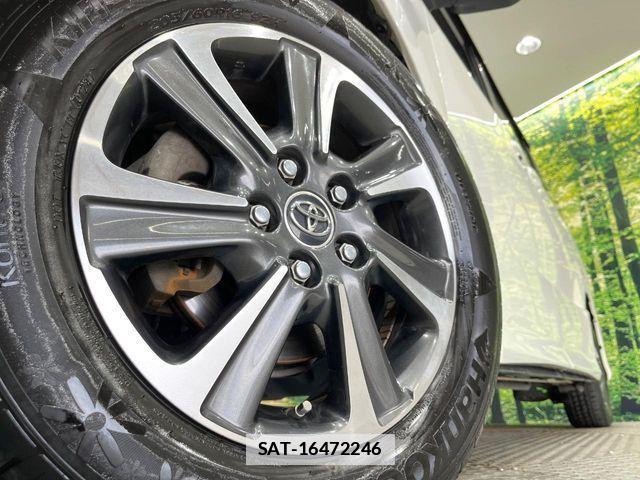 Toyota VOXY 2017-10 1555334-12