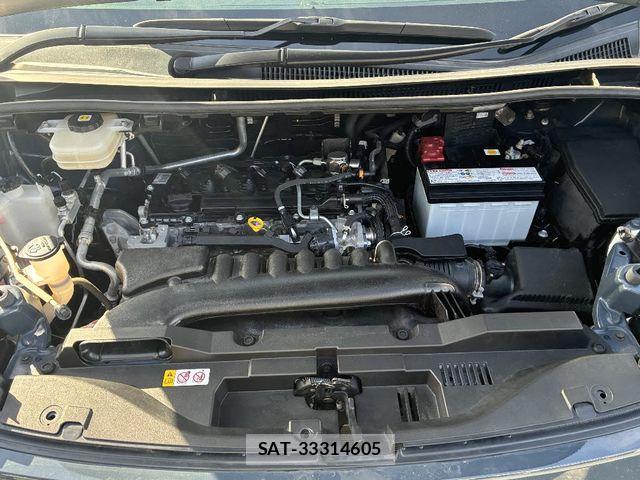 Toyota VOXY 2022-10 1555330-25