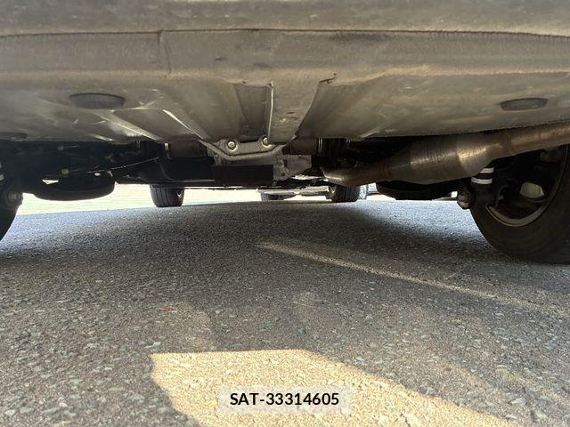 Toyota VOXY 2022-10 1555330-26