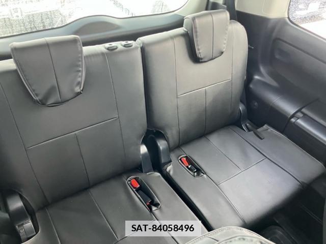 Toyota VOXY 2015-08 3391065-18