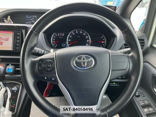 Toyota VOXY 2015-08 3391065-19