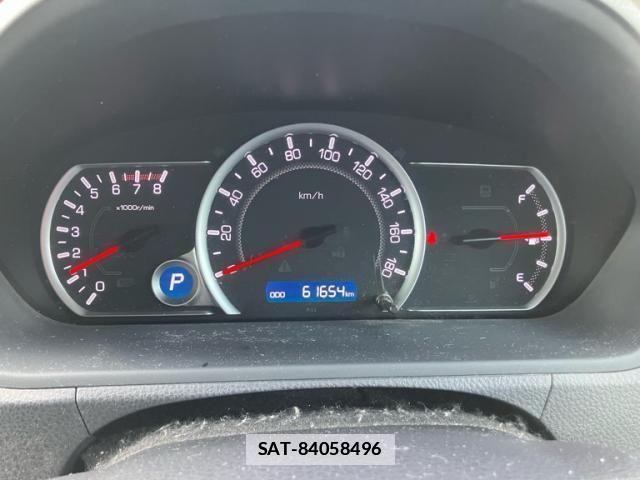 Toyota VOXY 2015-08 3391065-20