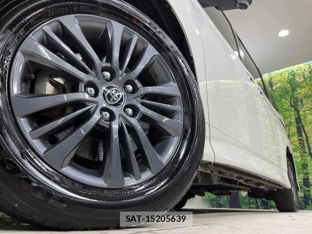 Toyota VOXY 2025-04 3391046-13