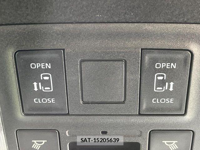 Toyota VOXY 2025-04 3391046-2