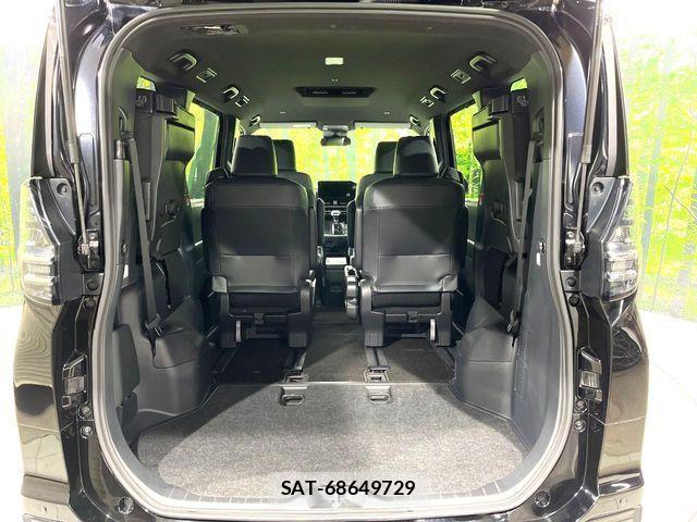 Toyota VOXY 2024-06 3779755-10