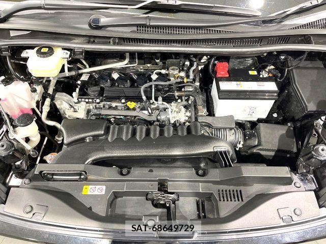 Toyota VOXY 2024-06 3779755-18