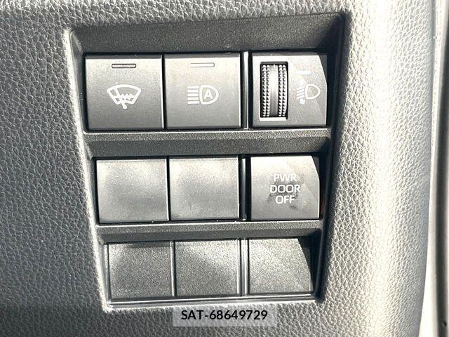 Toyota VOXY 2024-06 3779755-6