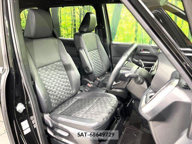 Toyota VOXY 2024-06 3779755-7