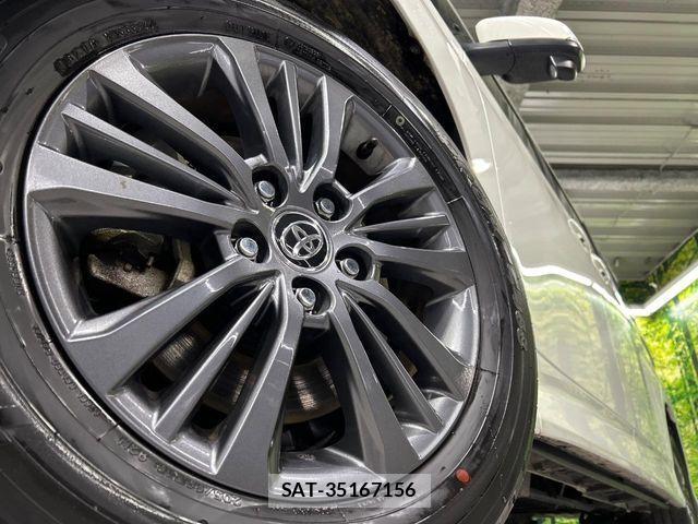 Toyota VOXY 2025-04 4051564-14