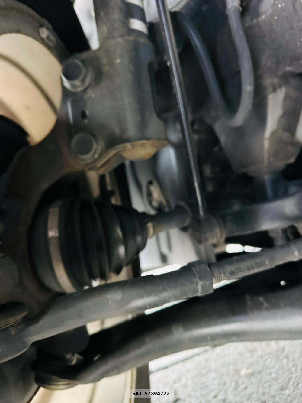 Toyota VOXY 2017 7268133-34