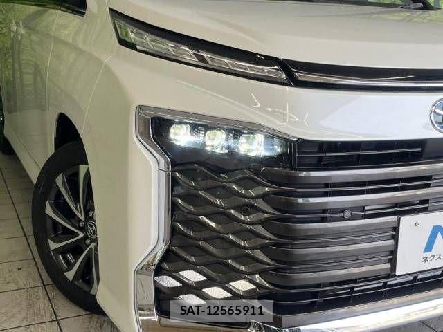 Toyota VOXY HYBRID 2022-03 515300-13