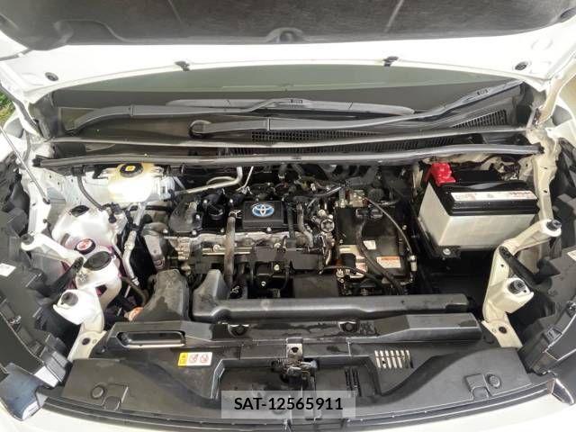 Toyota VOXY HYBRID 2022-03 515300-19