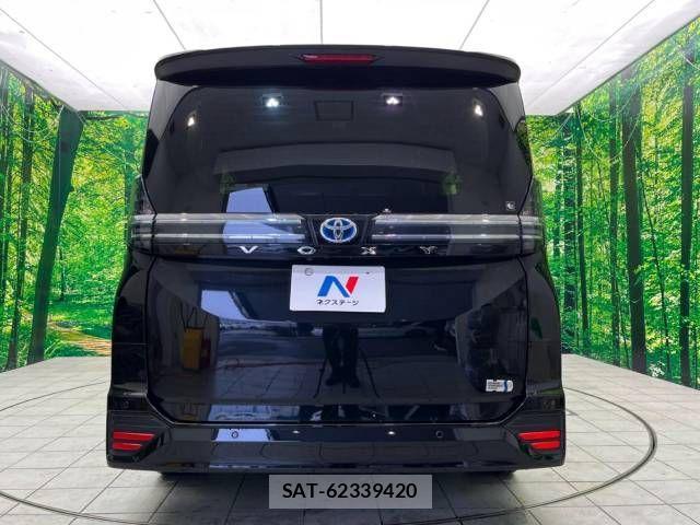 Toyota VOXY HYBRID 2023-07 855337-16