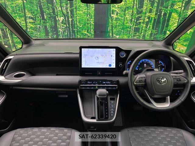 Toyota VOXY HYBRID 2023-07 855337-1