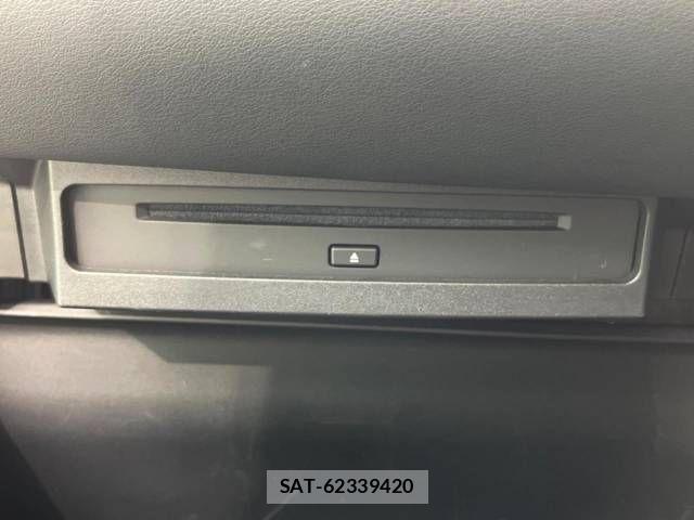 Toyota VOXY HYBRID 2023-07 855337-4
