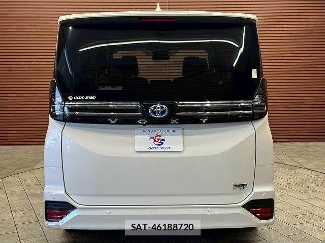 Toyota VOXY HYBRID 2025-01 934383-12