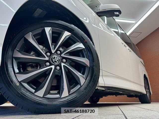 Toyota VOXY HYBRID 2025-01 934383-17