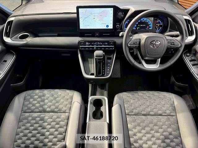 Toyota VOXY HYBRID 2025-01 934383-1