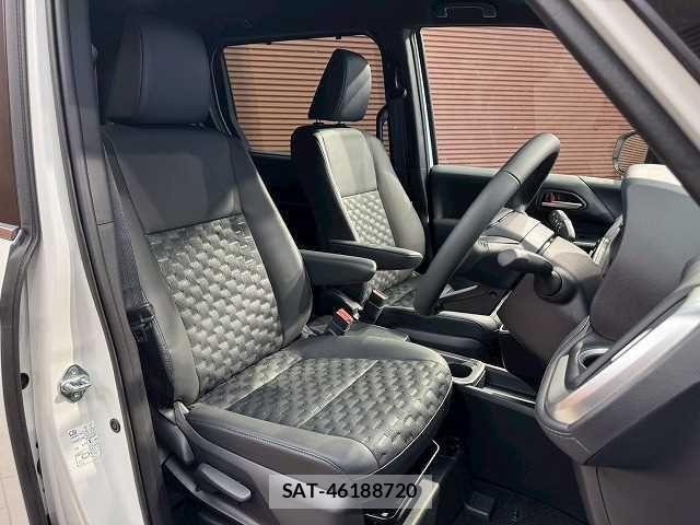 Toyota VOXY HYBRID 2025-01 934383-8