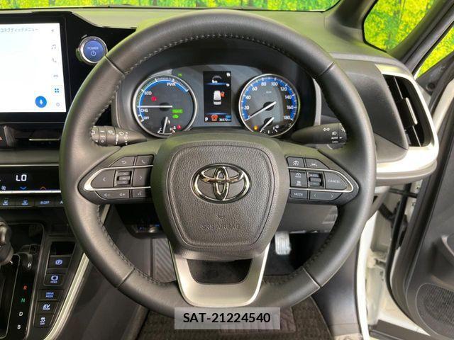 Toyota VOXY HYBRID 2023-02 977883-11