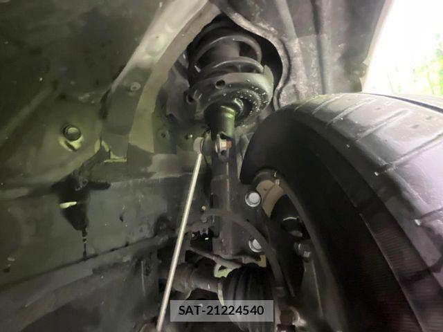 Toyota VOXY HYBRID 2023-02 977883-19