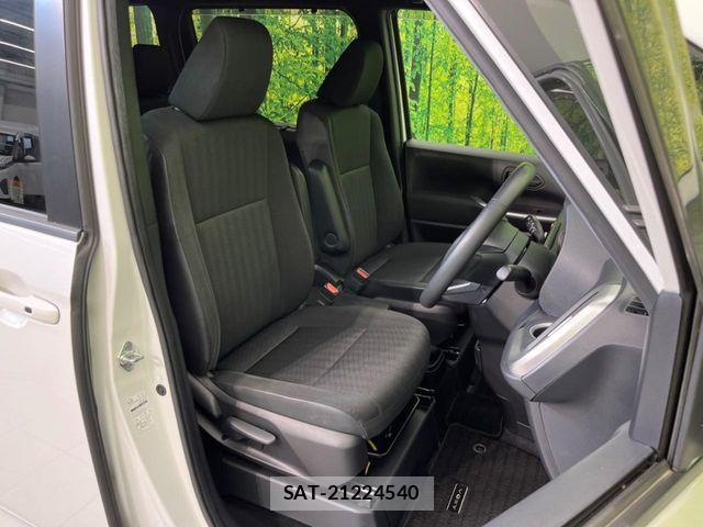 Toyota VOXY HYBRID 2023-02 977883-7