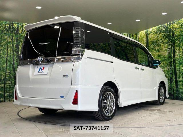 Toyota VOXY HYBRID 2020-08 1019602-16