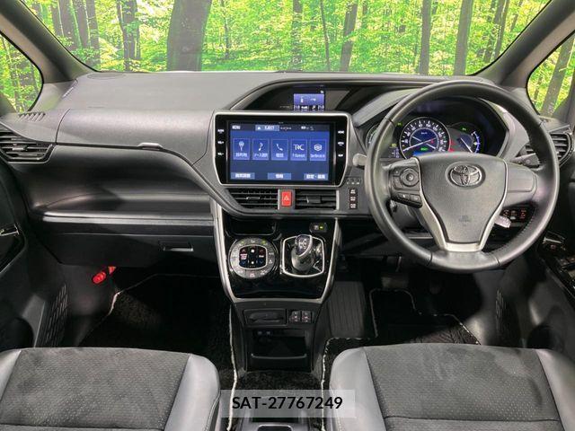 Toyota VOXY HYBRID 2020-11 1075431-1