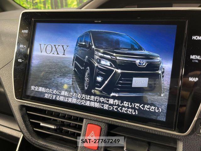 Toyota VOXY HYBRID 2020-11 1075431-3