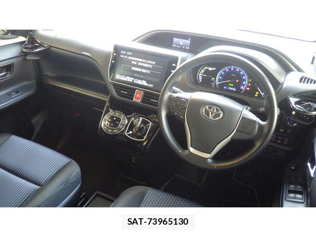 Toyota VOXY HYBRID 2016-11 1128037-1