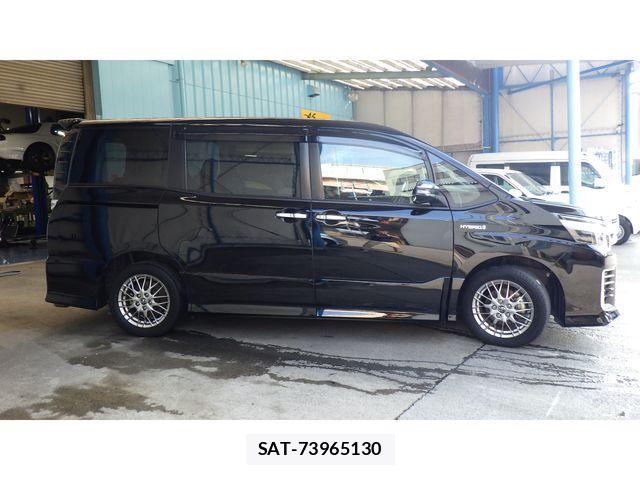 Toyota VOXY HYBRID 2016-11 1128037-7