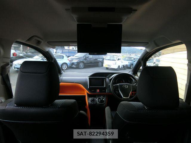 Toyota VOXY HYBRID 2016-03 1386924-2