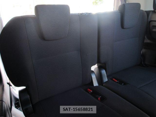 Toyota VOXY HYBRID 2016-04 1415541-11
