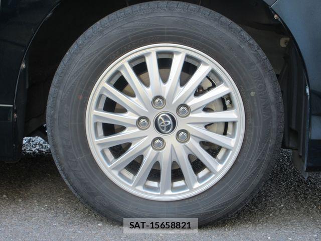 Toyota VOXY HYBRID 2016-04 1415541-29