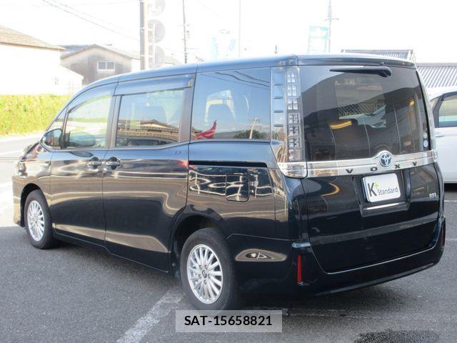 Toyota VOXY HYBRID 2016-04 1415541-7