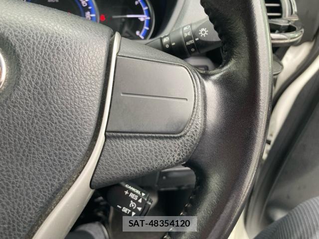 Toyota VOXY HYBRID 2015-10 1415539-17