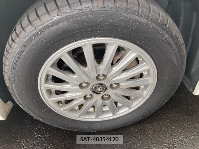 Toyota VOXY HYBRID 2015-10 1415539-3