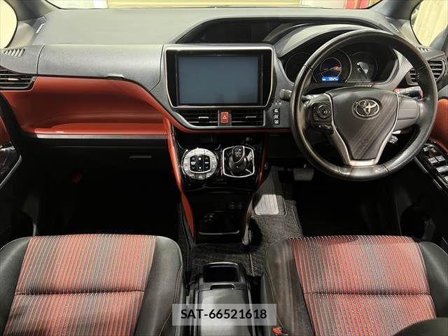 Toyota VOXY HYBRID 2017-12 1476715-2
