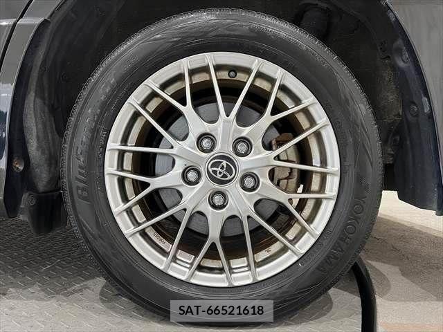 Toyota VOXY HYBRID 2017-12 1476715-29