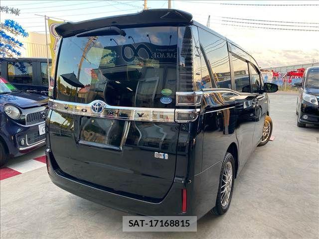 Toyota VOXY HYBRID 2018-11 1718503-1