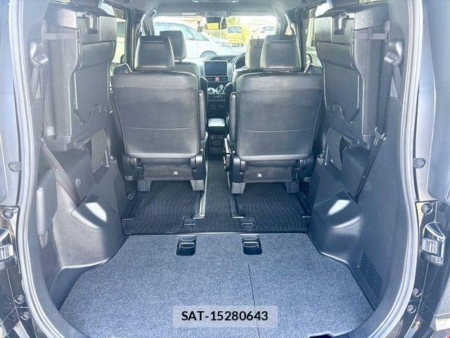 Toyota VOXY HYBRID 2020-10 2355625-15