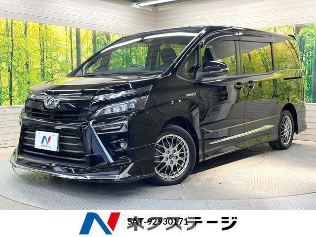 Toyota VOXY HYBRID 2017-10 3017356-0