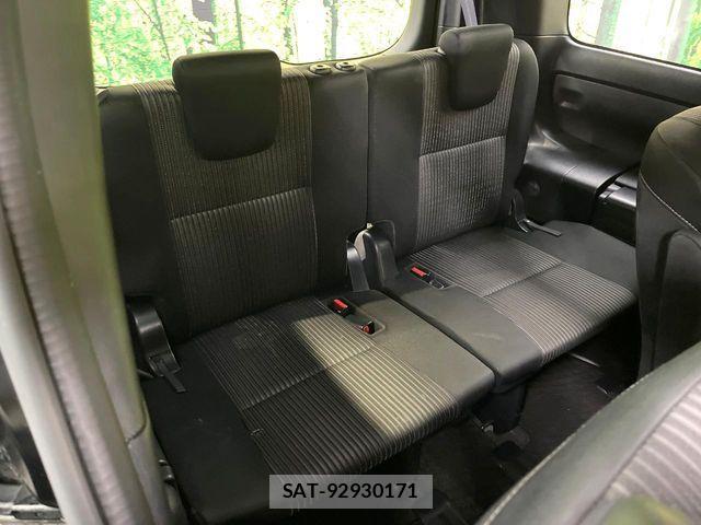 Toyota VOXY HYBRID 2017-10 3017356-9