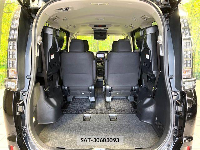 Toyota VOXY HYBRID 2014-09 3391247-10