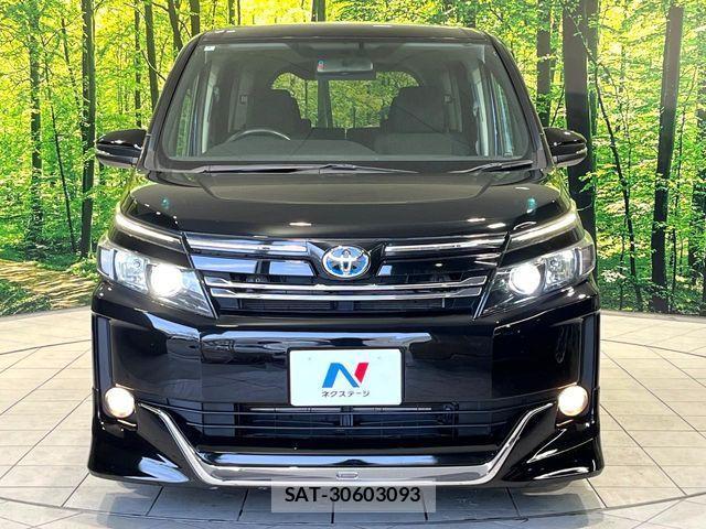 Toyota VOXY HYBRID 2014-09 3391247-13